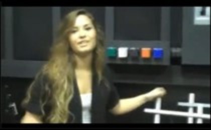 Demi Lovato Teases Some Of Her Tour Dances (59)