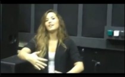 Demi Lovato Teases Some Of Her Tour Dances (68) - Demi Teases Some Of Her Tour Dances