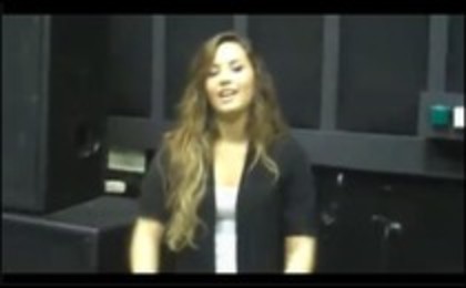 Demi Lovato Teases Some Of Her Tour Dances (70)