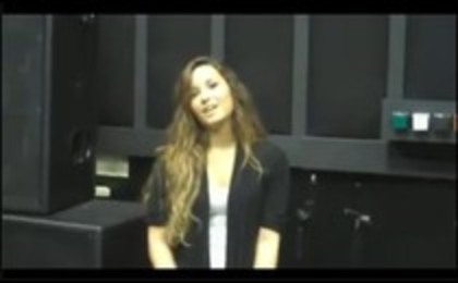 Demi Lovato Teases Some Of Her Tour Dances (75)