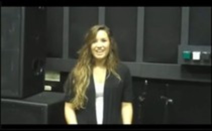 Demi Lovato Teases Some Of Her Tour Dances (90)