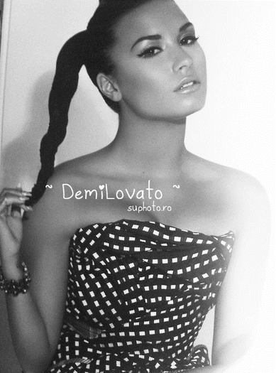  - o_O - Demii Lovato O_o