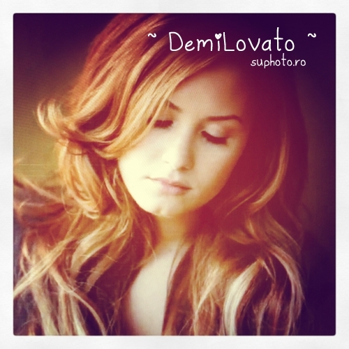 tumblr_m2ls5rrQoU1qlnqoto1_500_large - o_O - Demii Lovato O_o