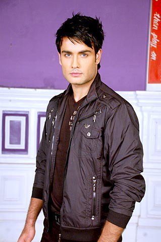 73603_126767217381431_125832817474871_183528_8051415_n - Abhay Raichand