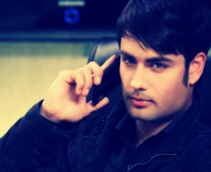 391477_326900517366813_116768125046721_914712_1147738833_n - Abhay Raichand
