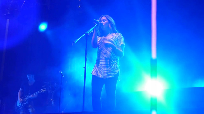 My Love Is Like A Star - Demi Lovato - Panama City_ April 13th. 0071 - Demi - Singing My Love Like A Star Live In Panama City