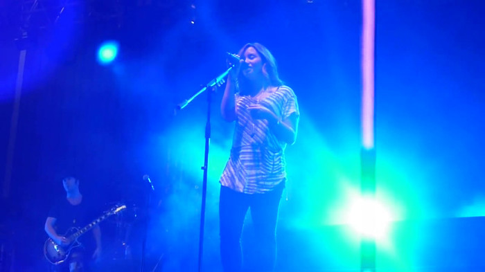 My Love Is Like A Star - Demi Lovato - Panama City_ April 13th. 0102 - Demi - Singing My Love Like A Star Live In Panama City