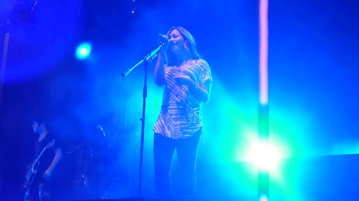 My Love Is Like A Star - Demi Lovato - Panama City_ April 13th. 0154