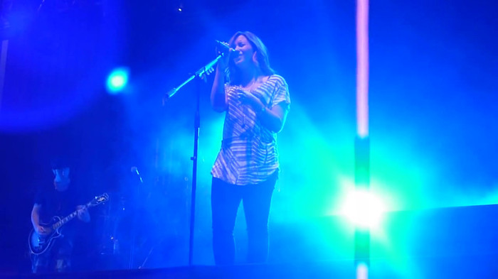 My Love Is Like A Star - Demi Lovato - Panama City_ April 13th. 0259 - Demi - Singing My Love Like A Star Live In Panama City