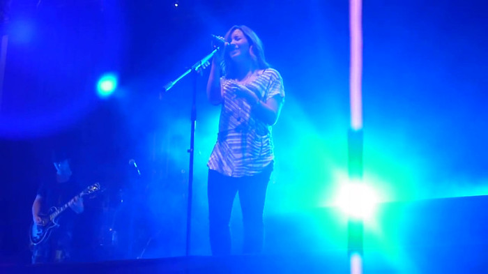 My Love Is Like A Star - Demi Lovato - Panama City_ April 13th. 0268 - Demi - Singing My Love Like A Star Live In Panama City