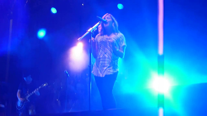 My Love Is Like A Star - Demi Lovato - Panama City_ April 13th. 0360 - Demi - Singing My Love Like A Star Live In Panama City