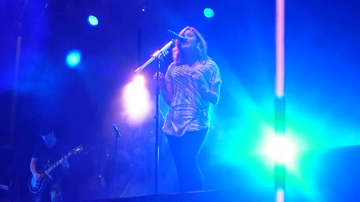 My Love Is Like A Star - Demi Lovato - Panama City_ April 13th. 0378 - Demi - Singing My Love Like A Star Live In Panama City