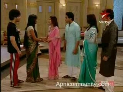 00_04_43 - B-parul chauhan-B