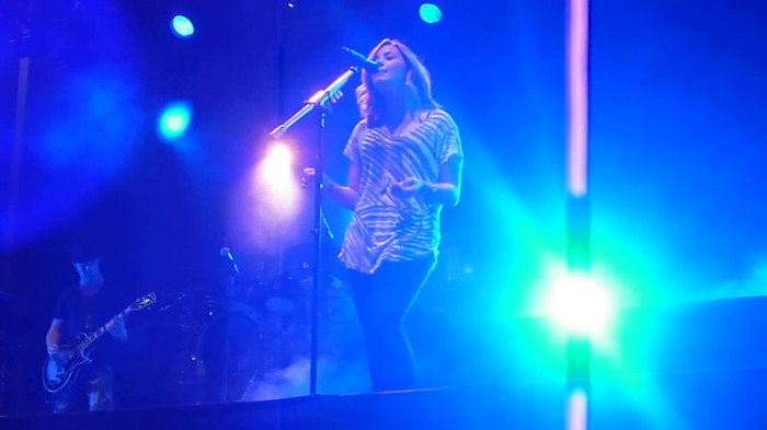 My Love Is Like A Star - Demi Lovato - Panama City_ April 13th. 0456