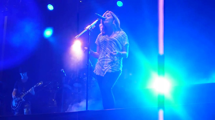 My Love Is Like A Star - Demi Lovato - Panama City_ April 13th. 0459