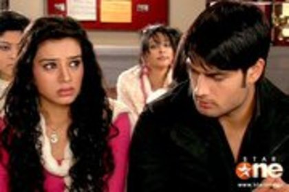 68248_130651076994438_128078377251708_191658_8174660_a - Abhiya