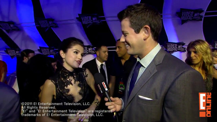 bscap0173 - Selena Gomez-2011 VMAs Interview