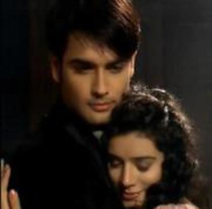 391052_254525904606954_128078377251708_732719_784876090_a - De ce