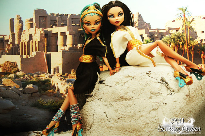 sisters_of_the_nile_by_mhscreamqueen-d4qf1x8 - monster high