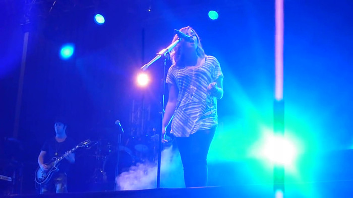 My Love Is Like A Star - Demi Lovato - Panama City_ April 13th. 1008 - Demi - Singing My Love Like A Star Live In Panama City Part oo2