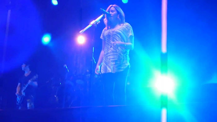 My Love Is Like A Star - Demi Lovato - Panama City_ April 13th. 1504 - Demi - Singing My Love Like A Star Live In Panama City Part oo3