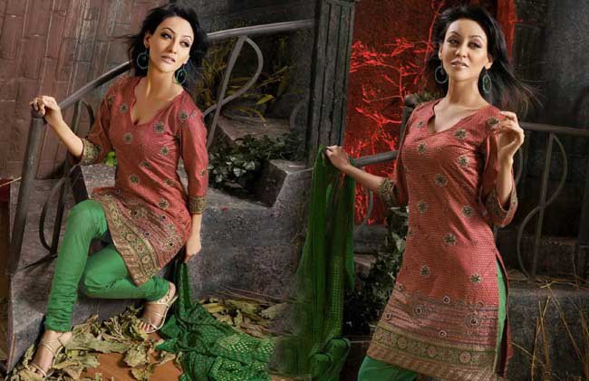 168978_10150093063623394_186537938393_6114614_776433_n - SALWAR KAMEEZ