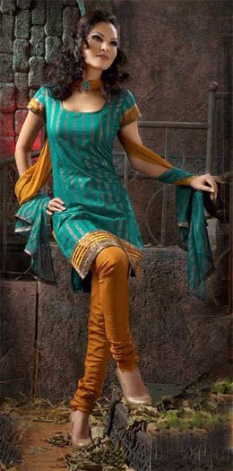 180279_10150093064038394_186537938393_6114629_3581397_n - SALWAR KAMEEZ