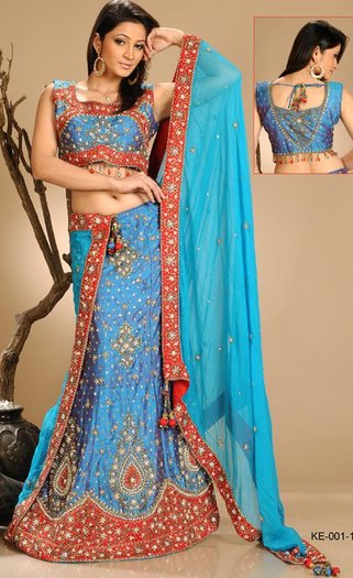 166370_10150093065563394_186537938393_6114679_5413942_n - lengha choli