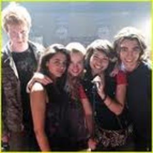 images (12) - aaa-poze lemonade mouth-aaa