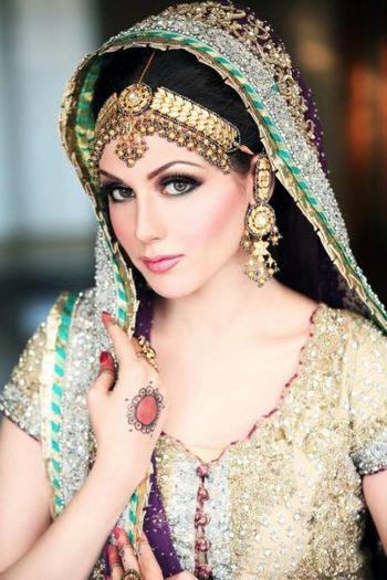 bridal-dresses - Podoabe indiene 2012