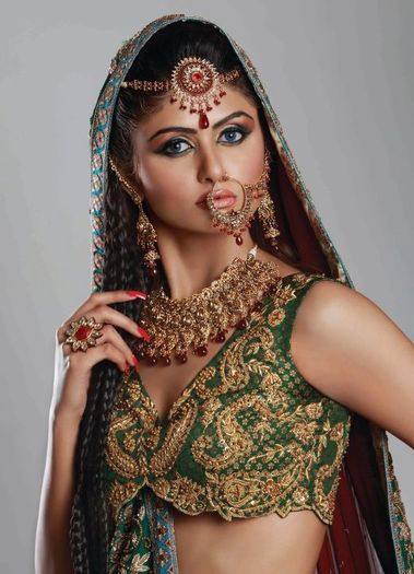 Bridal-sexy-blouse - Podoabe indiene 2012