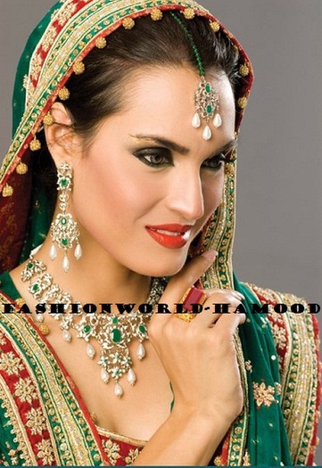Designer-Hina-Khan-Bridal-Wear-Collection-2011-02 - Podoabe indiene 2012