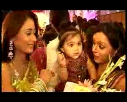 00_00_52 - sara khan poze noi