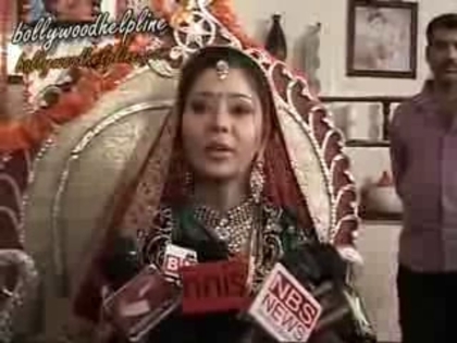 00_00_26 - sara khan poze noi