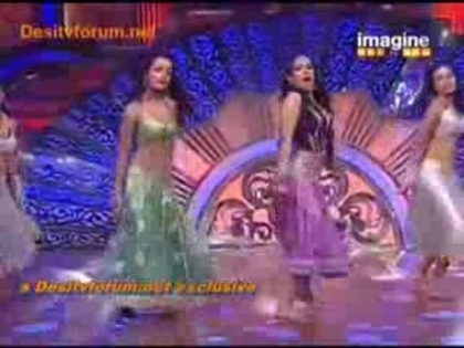 00_00_21 - B-Parul and Ashita perform sheila ki