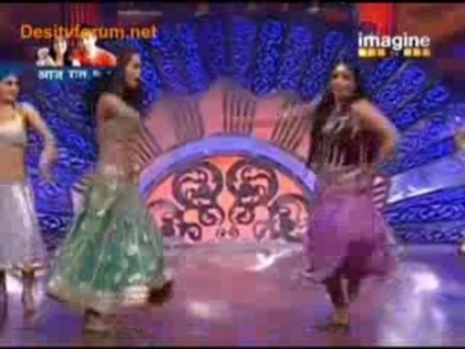 00_01_02 - B-Parul and Ashita perform sheila ki