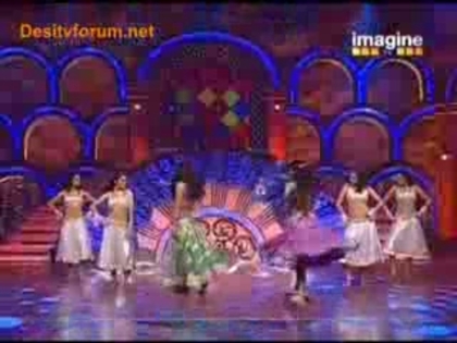 00_01_03 - B-Parul and Ashita perform sheila ki