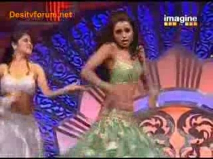 00_01_04 - B-Parul and Ashita perform sheila ki