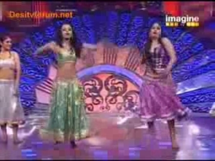 00_01_09 - B-Parul and Ashita perform sheila ki