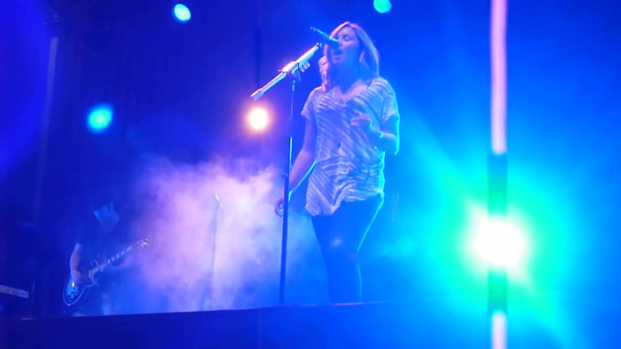 My Love Is Like A Star - Demi Lovato - Panama City_ April 13th. 2013 - Demi - Singing My Love Like A Star Live In Panama City Part oo4