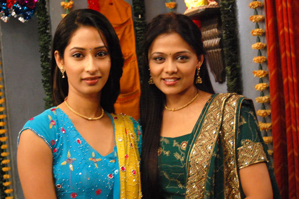 Suflete pereche in Love [520] - Pavitra Rishta 2