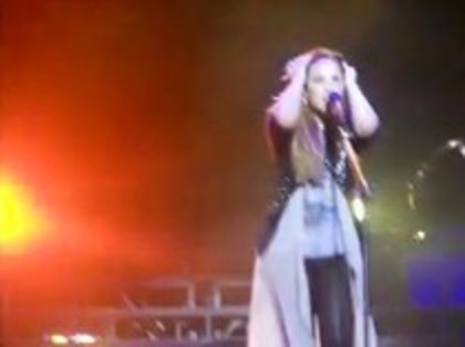 Demi Lovato - Here we go again - Caracas Venezuela (15) - Demi - Here we go again Caracas Venezuela Part oo1
