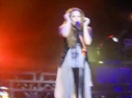 Demi Lovato - Here we go again - Caracas Venezuela (18)