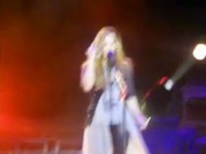 Demi Lovato - Here we go again - Caracas Venezuela (48)