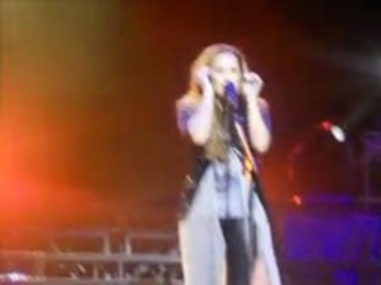 Demi Lovato - Here we go again - Caracas Venezuela (22) Demi Lovato - Here we go again - Caracas Venezuela (22)