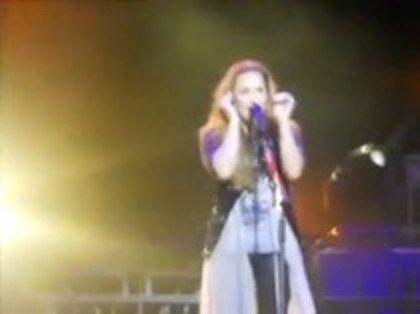 Demi Lovato - Here we go again - Caracas Venezuela (28) Demi Lovato - Here we go again - Caracas Venezuela (28)