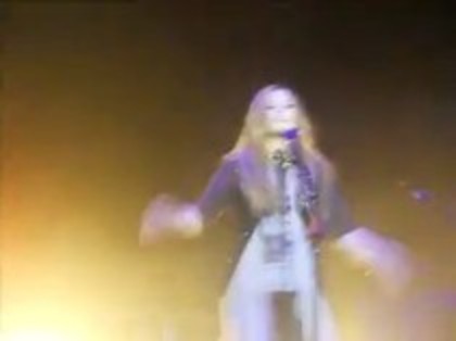 Demi Lovato - Here we go again - Caracas Venezuela (4) Demi Lovato - Here we go again - Caracas Venezuela (4)