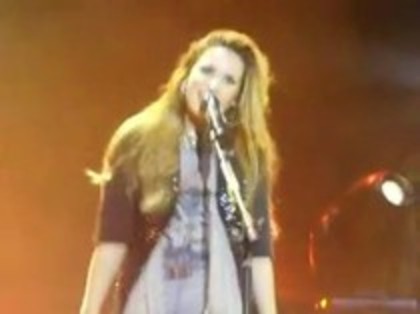 Demi Lovato - Here we go again - Caracas Venezuela (514) - Demi - Here we go again Caracas Venezuela Part oo2