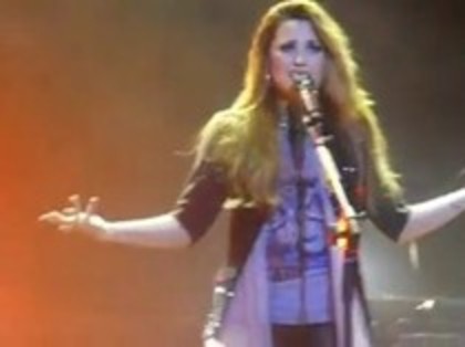 Demi Lovato - Here we go again - Caracas Venezuela (539)