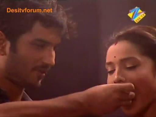 Suflete pereche in Love [611] - Pavitra Rishta 2